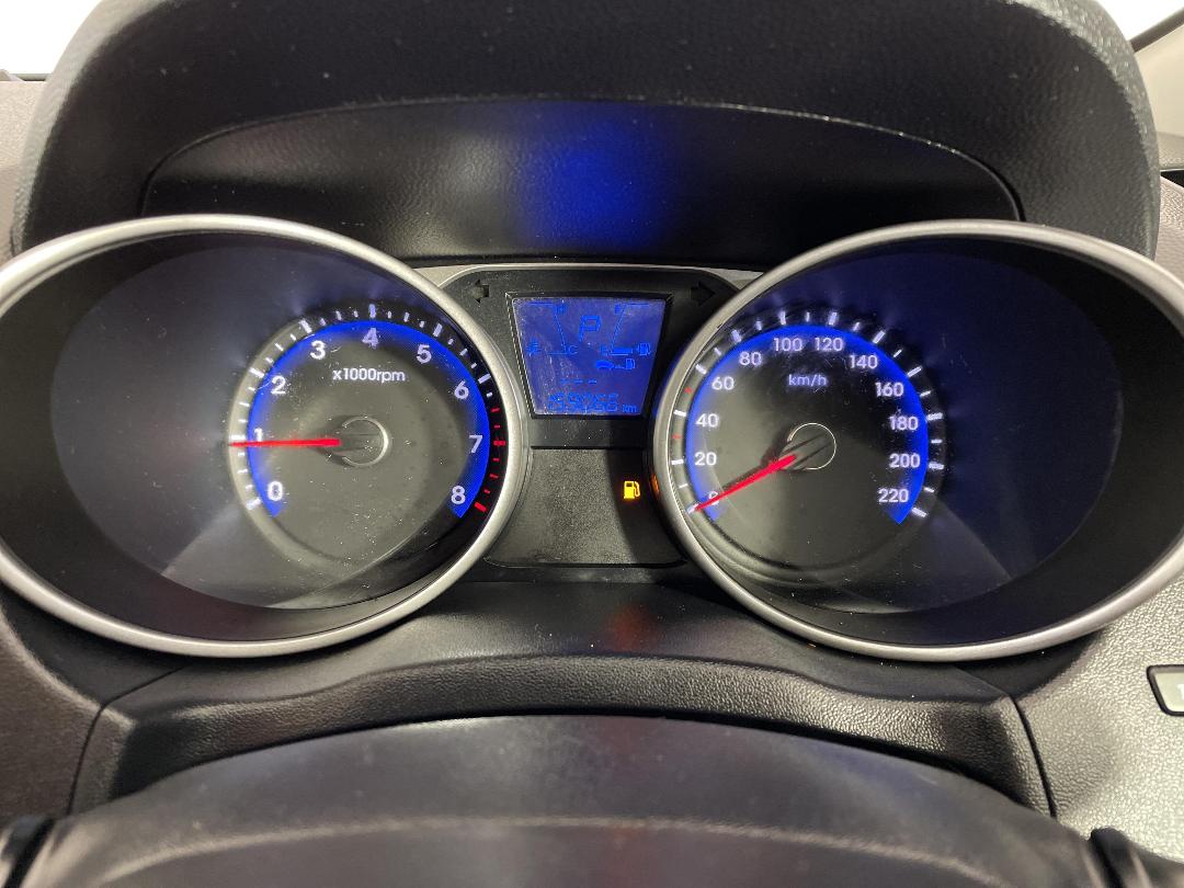 Photo '21' of Hyundai Ix35 Photo '21' of Hyundai Ix35