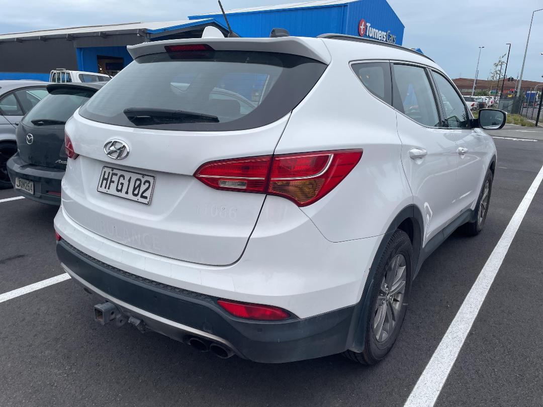 Photo '7' of Hyundai Santa FE DM Photo '7' of Hyundai Santa FE DM