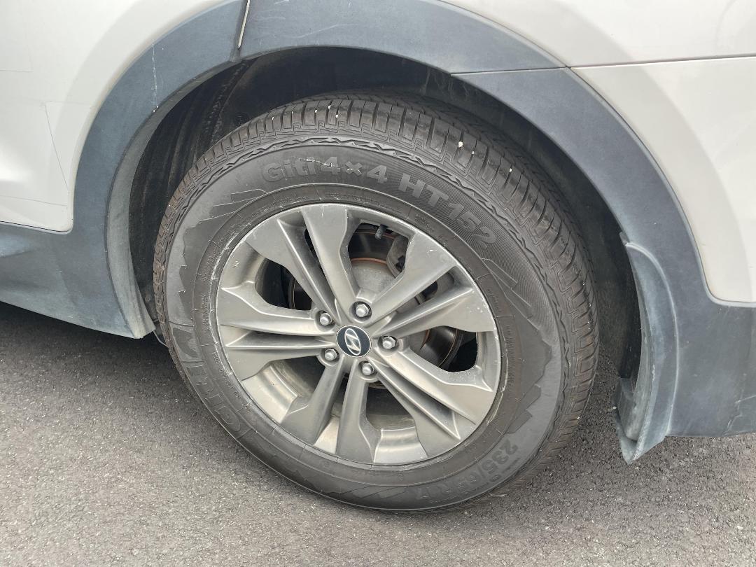 Photo '11' of Hyundai Santa FE DM Photo '11' of Hyundai Santa FE DM