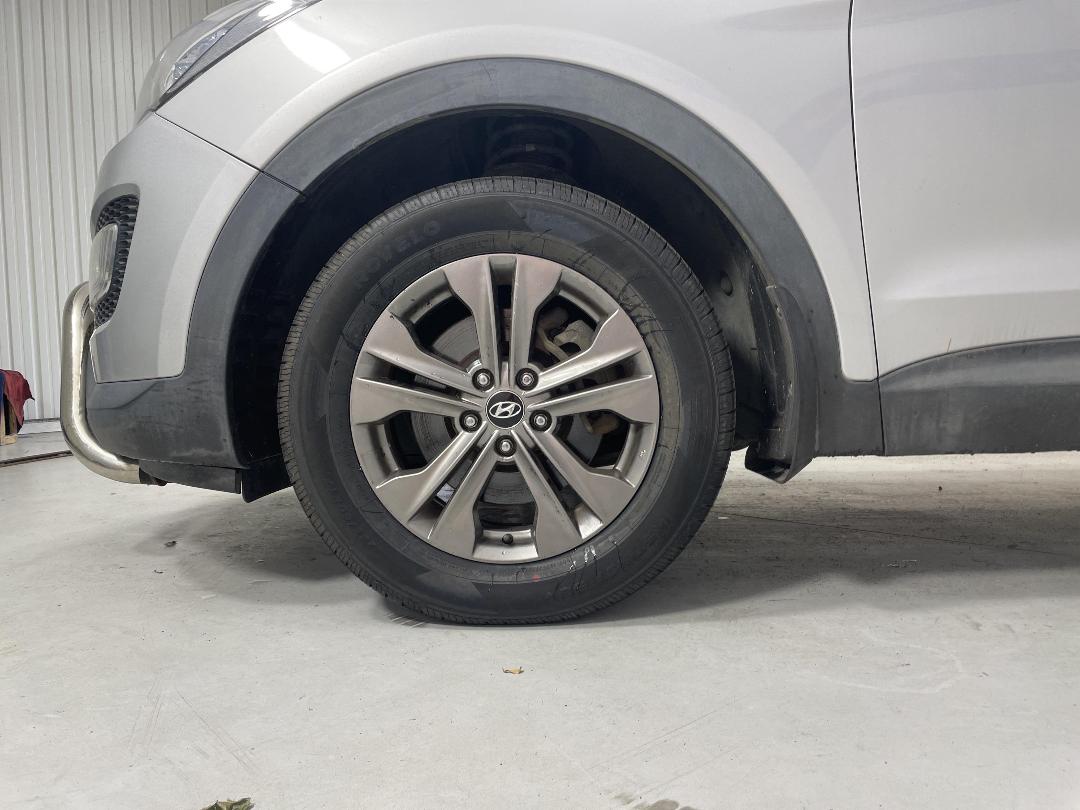 Photo '8' of Hyundai Santa FE DM