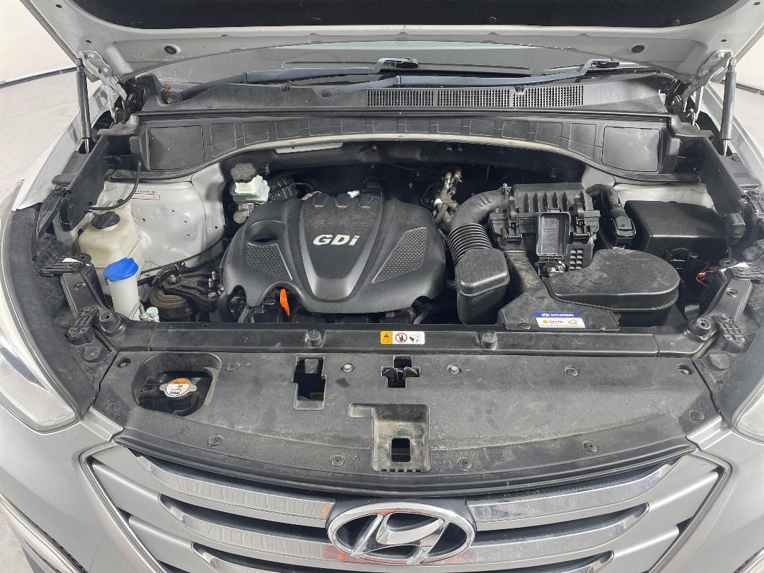 Photo '11' of Hyundai Santa FE DM