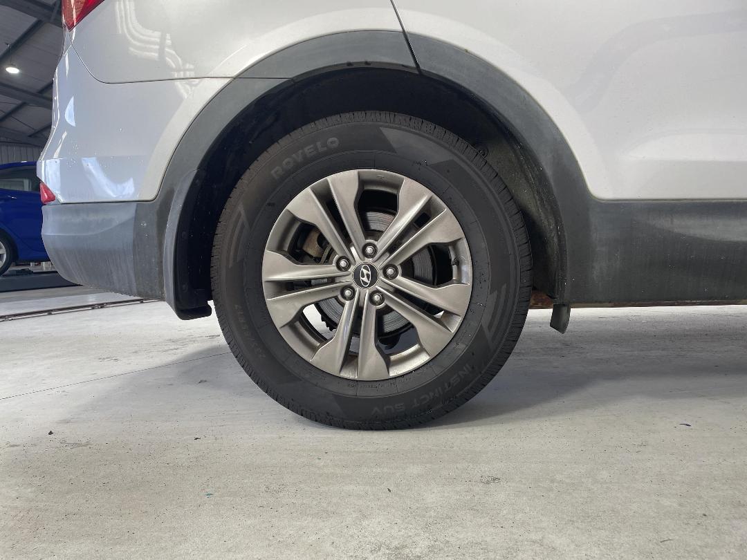 Photo '10' of Hyundai Santa FE DM