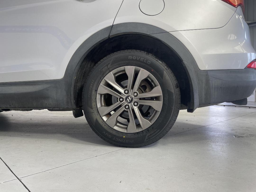 Photo '9' of Hyundai Santa FE DM