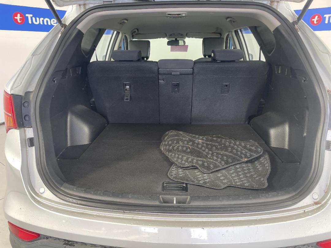 Photo '12' of Hyundai Santa FE DM