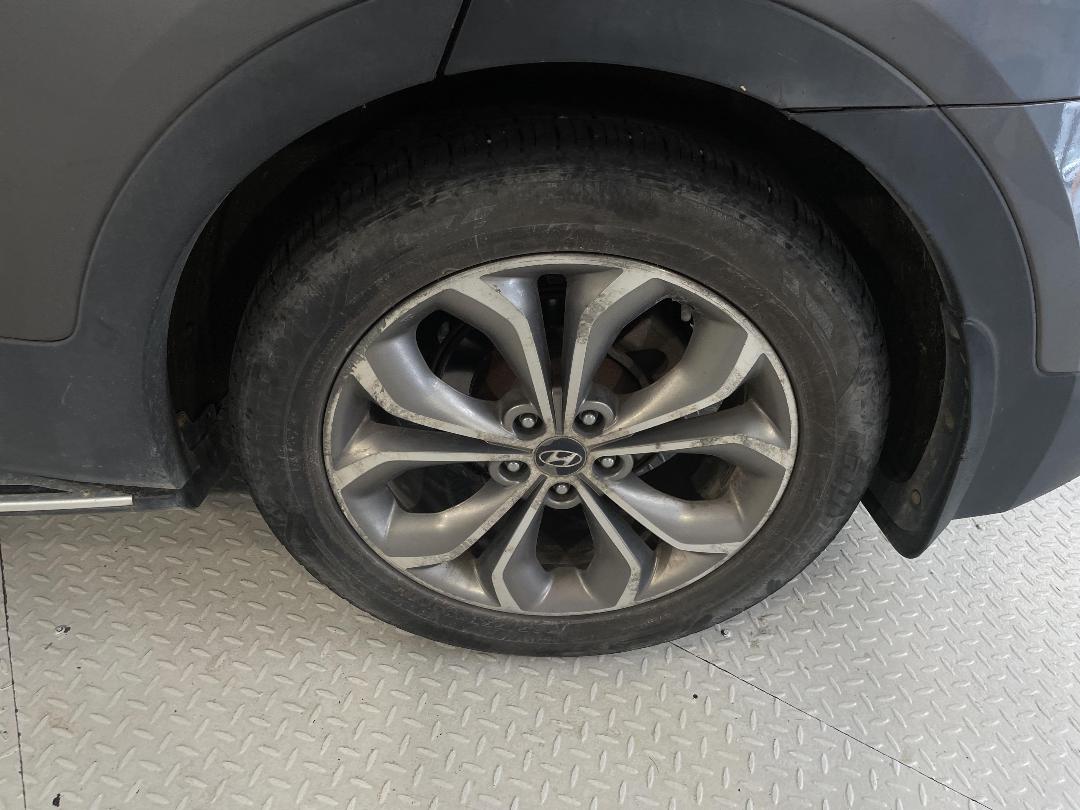 Photo '11' of Hyundai Santa FE