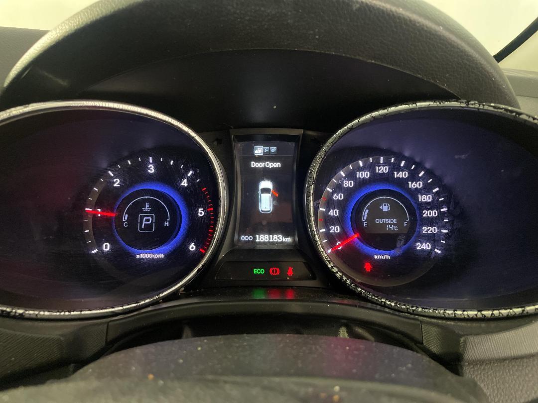 Photo '21' of Hyundai Santa FE