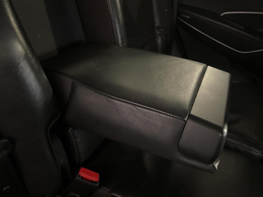 Photo '23' of Hyundai Santa FE