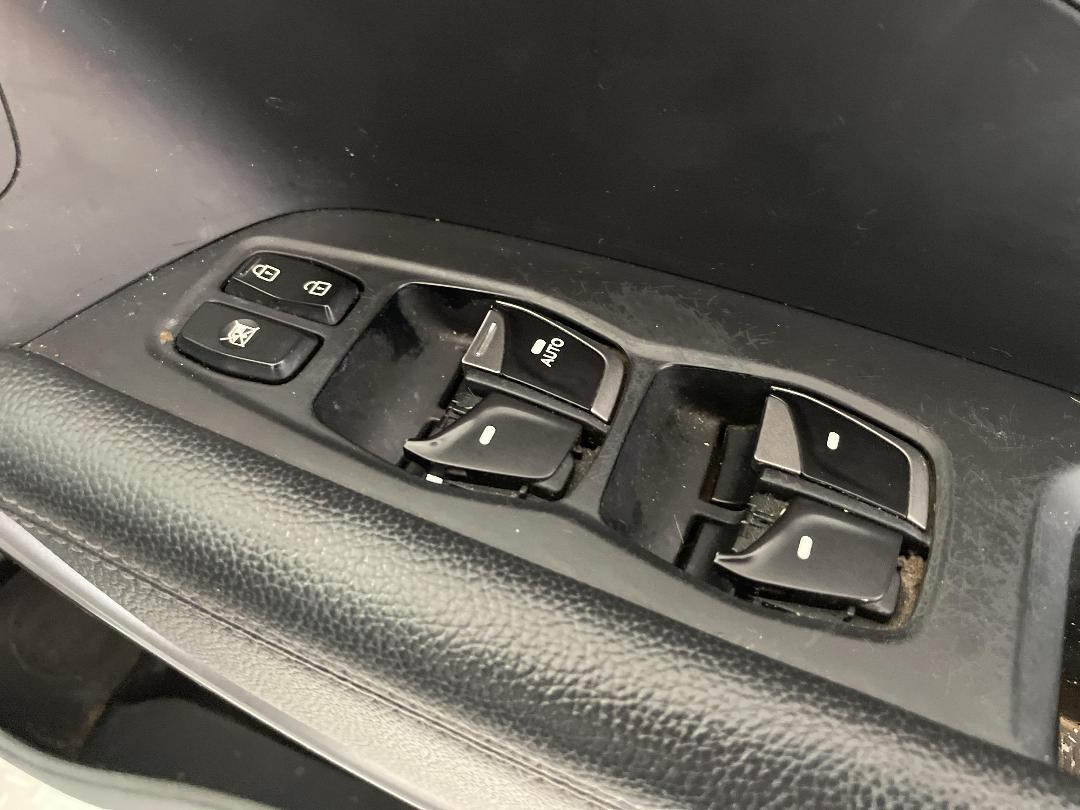 Photo '24' of Hyundai Santa FE