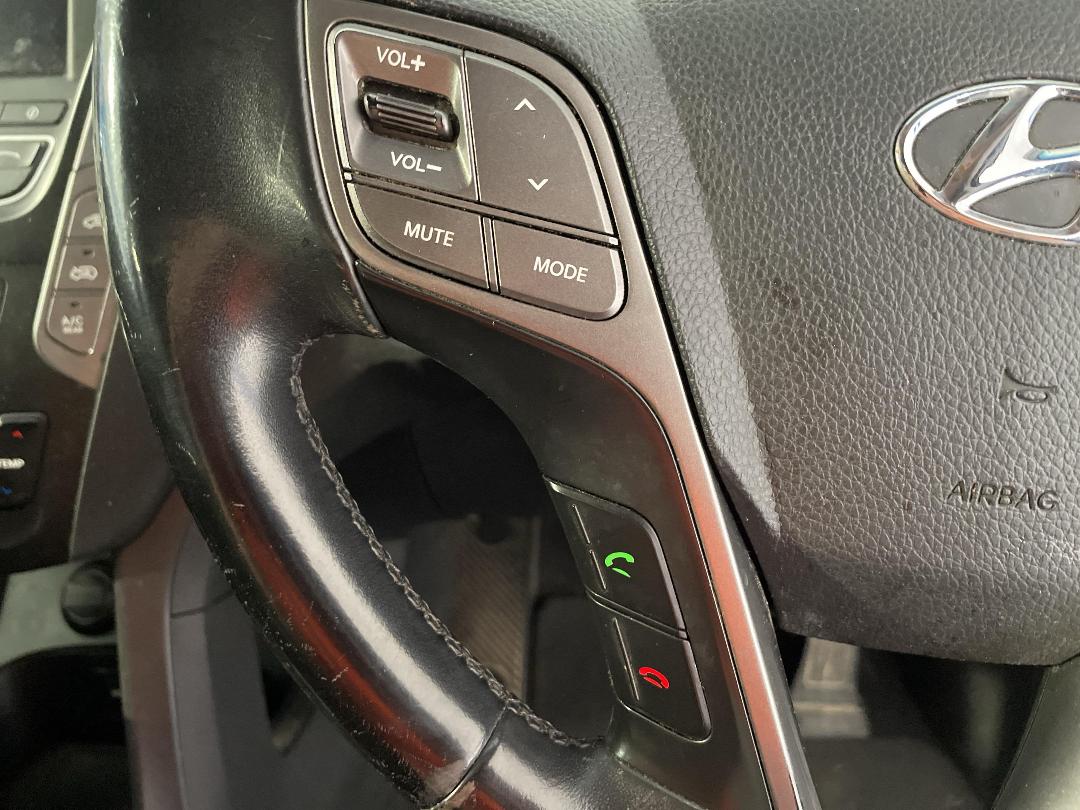 Photo '27' of Hyundai Santa FE