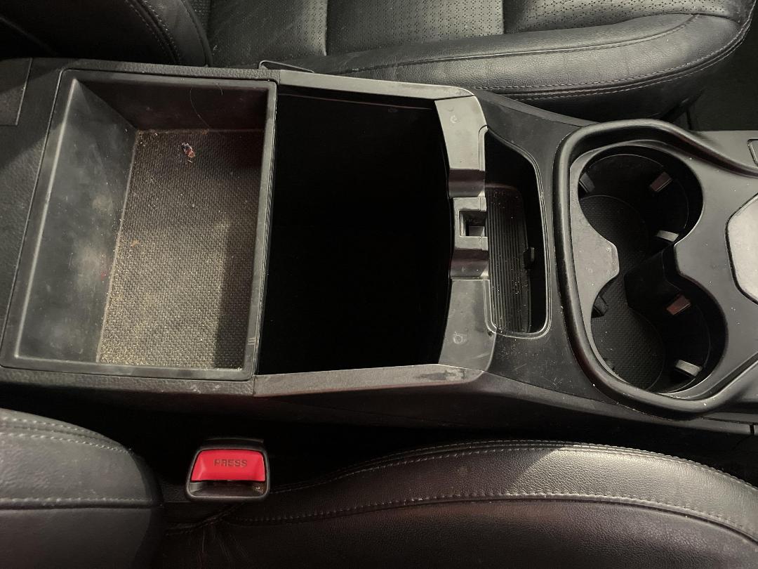 Photo '32' of Hyundai Santa FE