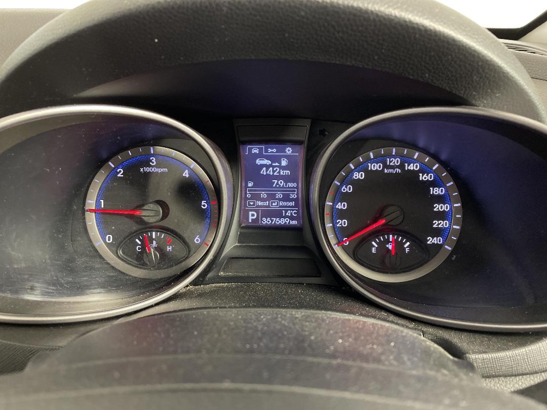 Photo '21' of Hyundai Santa FE Photo '21' of Hyundai Santa FE