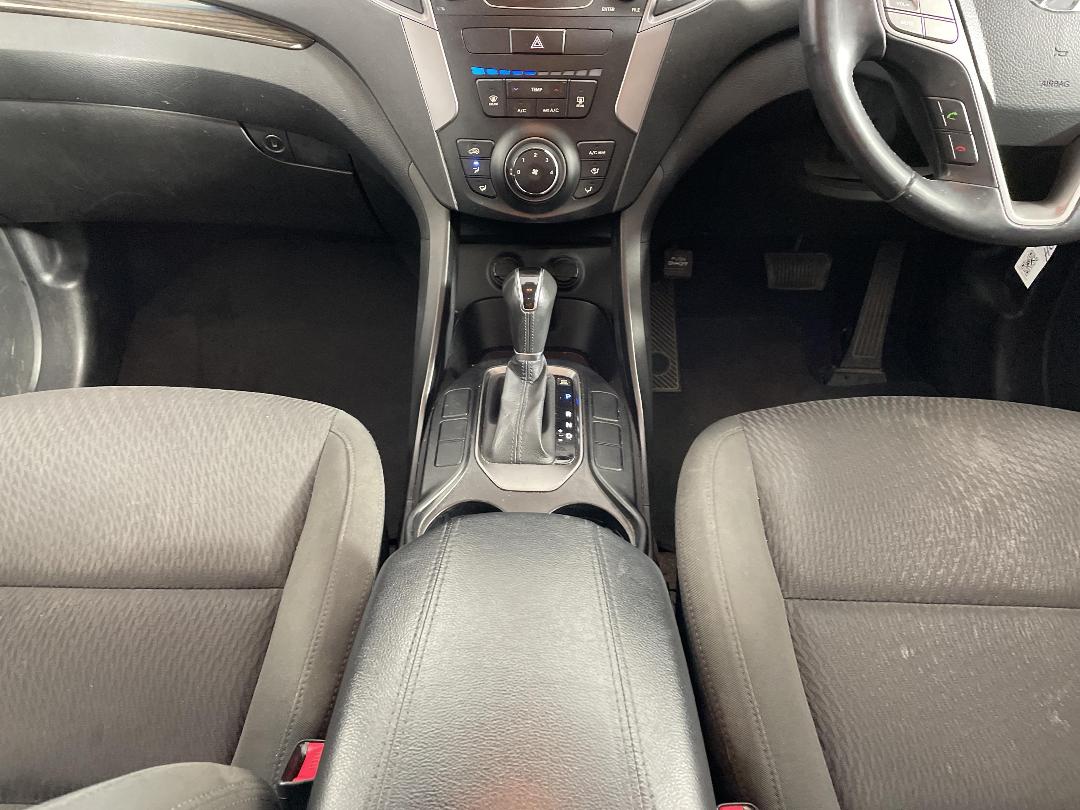 Photo '18' of Hyundai Santa FE Photo '18' of Hyundai Santa FE