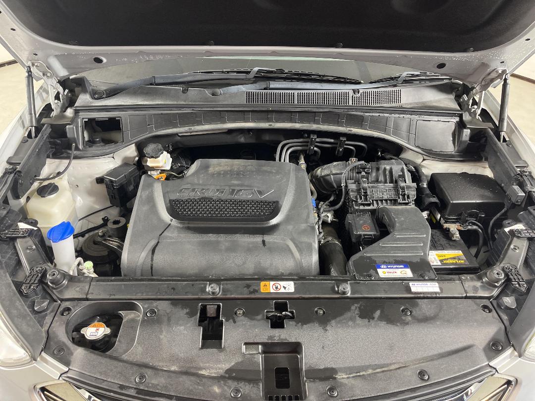 Photo '13' of Hyundai Santa FE