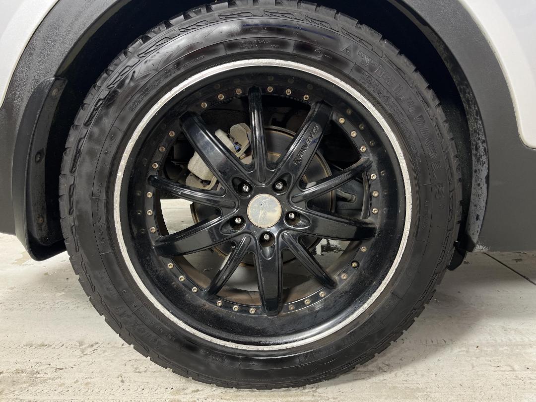 Photo '12' of Hyundai Santa FE