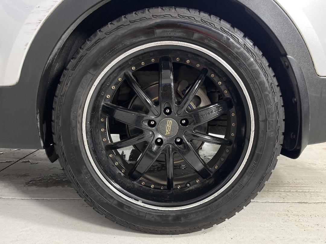 Photo '11' of Hyundai Santa FE