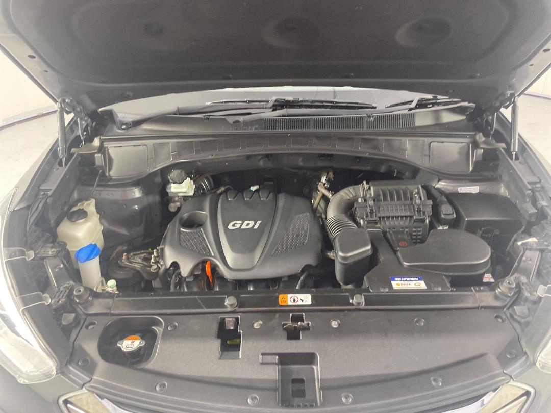 Photo '13' of Hyundai Santa FE