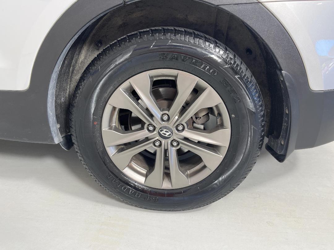 Photo '9' of Hyundai Santa FE DM Photo '9' of Hyundai Santa FE DM