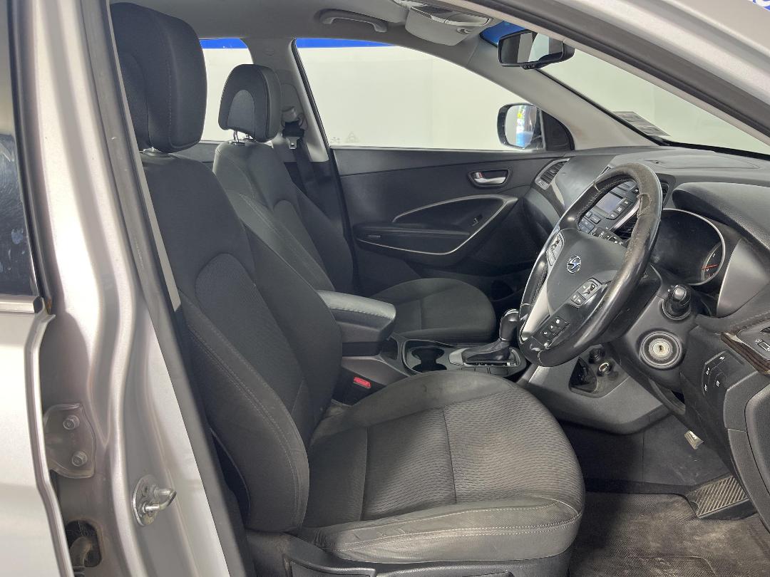 Photo '14' of Hyundai Santa FE DM Photo '14' of Hyundai Santa FE DM