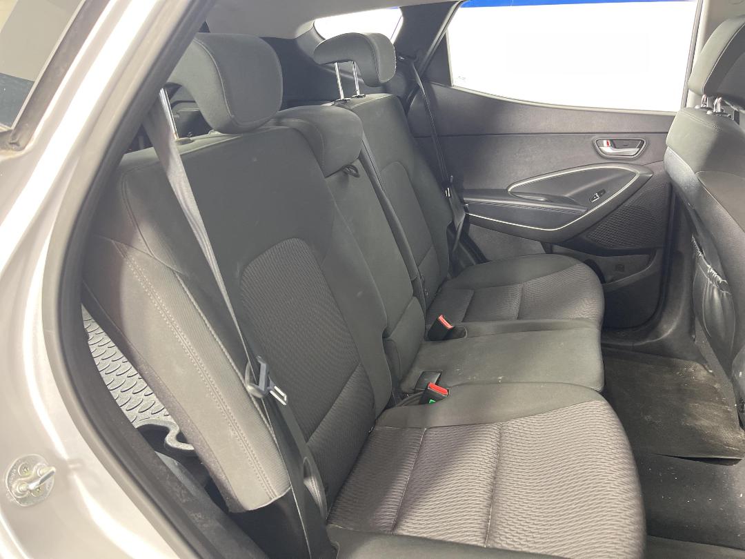 Photo '18' of Hyundai Santa FE DM Photo '18' of Hyundai Santa FE DM