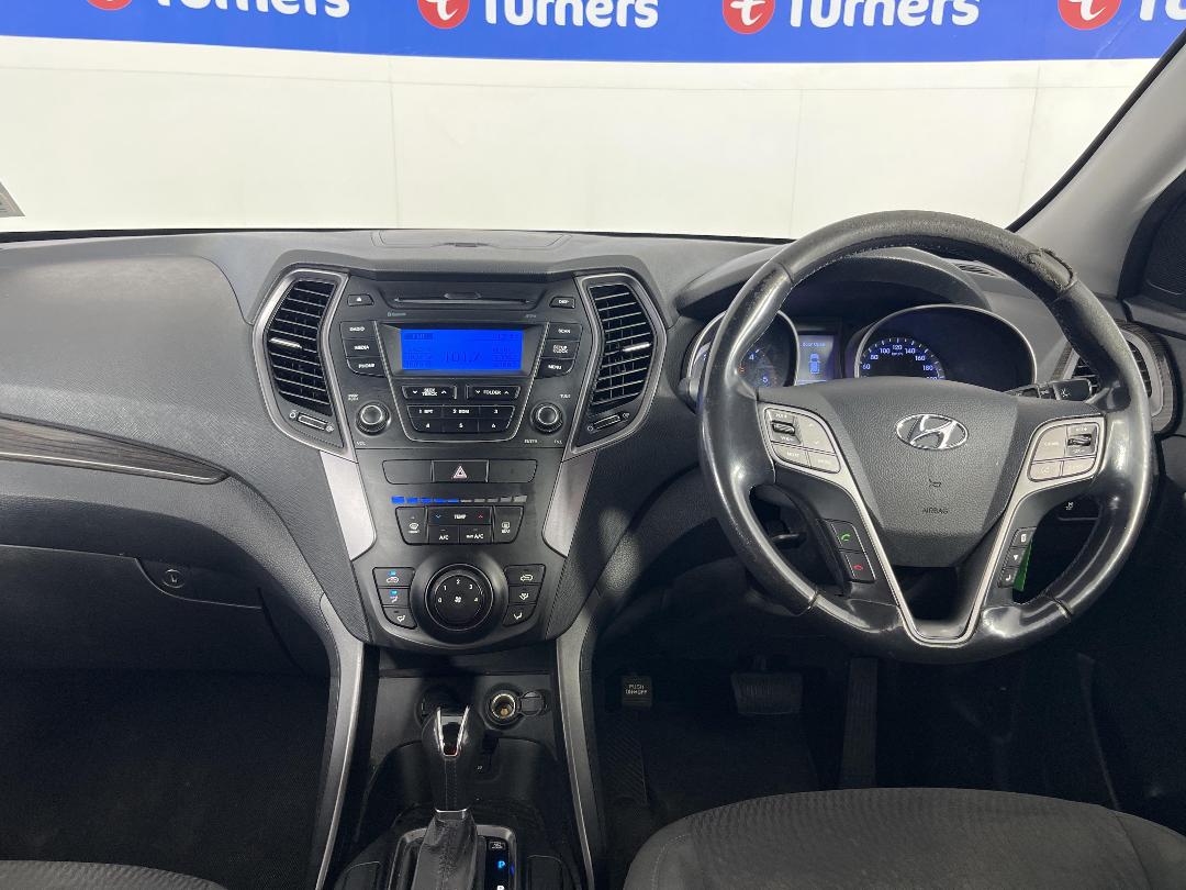 Photo '15' of Hyundai Santa FE DM Photo '15' of Hyundai Santa FE DM