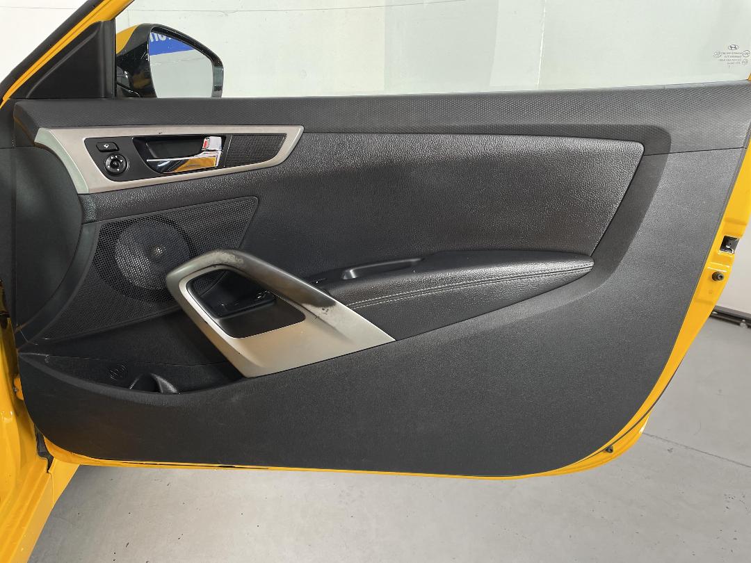 Photo '15' of Hyundai Veloster