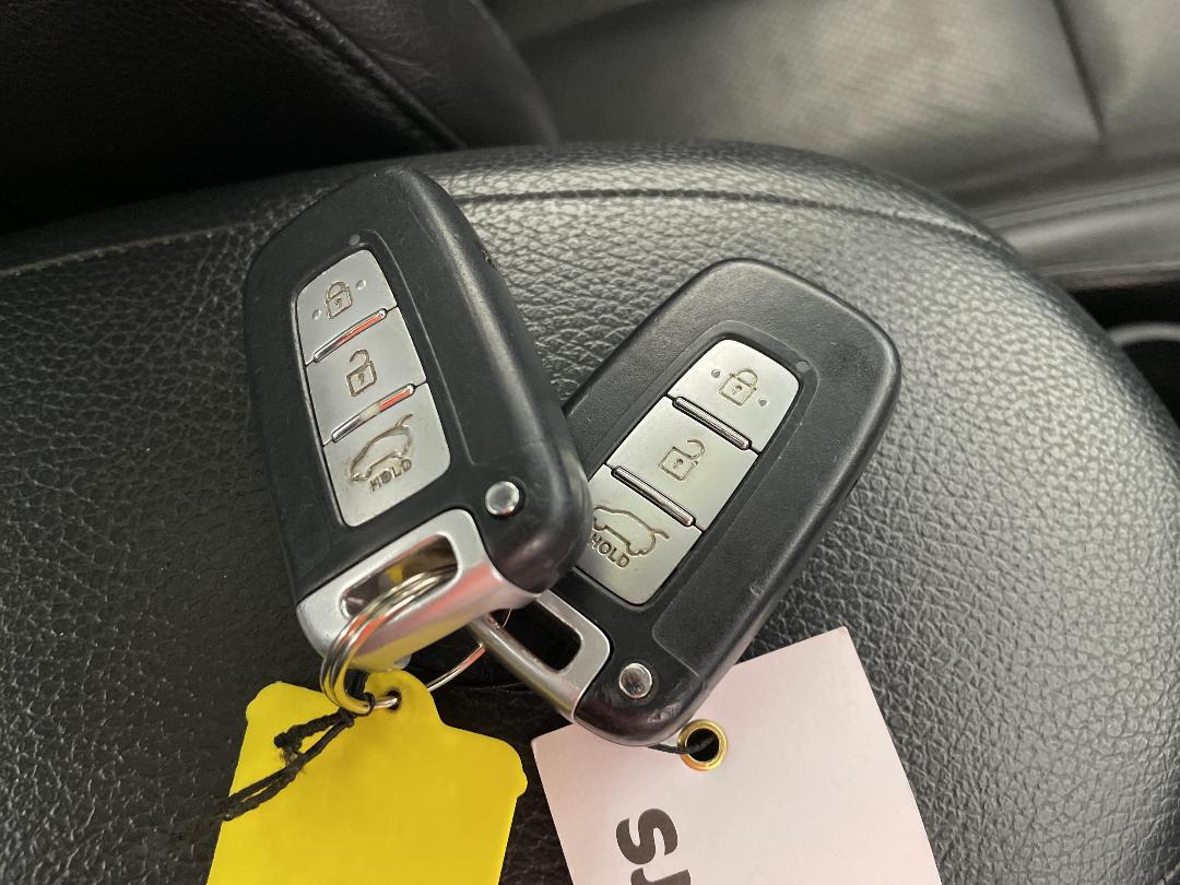 Photo '22' of Hyundai Veloster