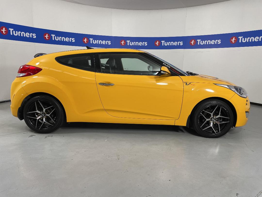 Photo '23' of Hyundai Veloster