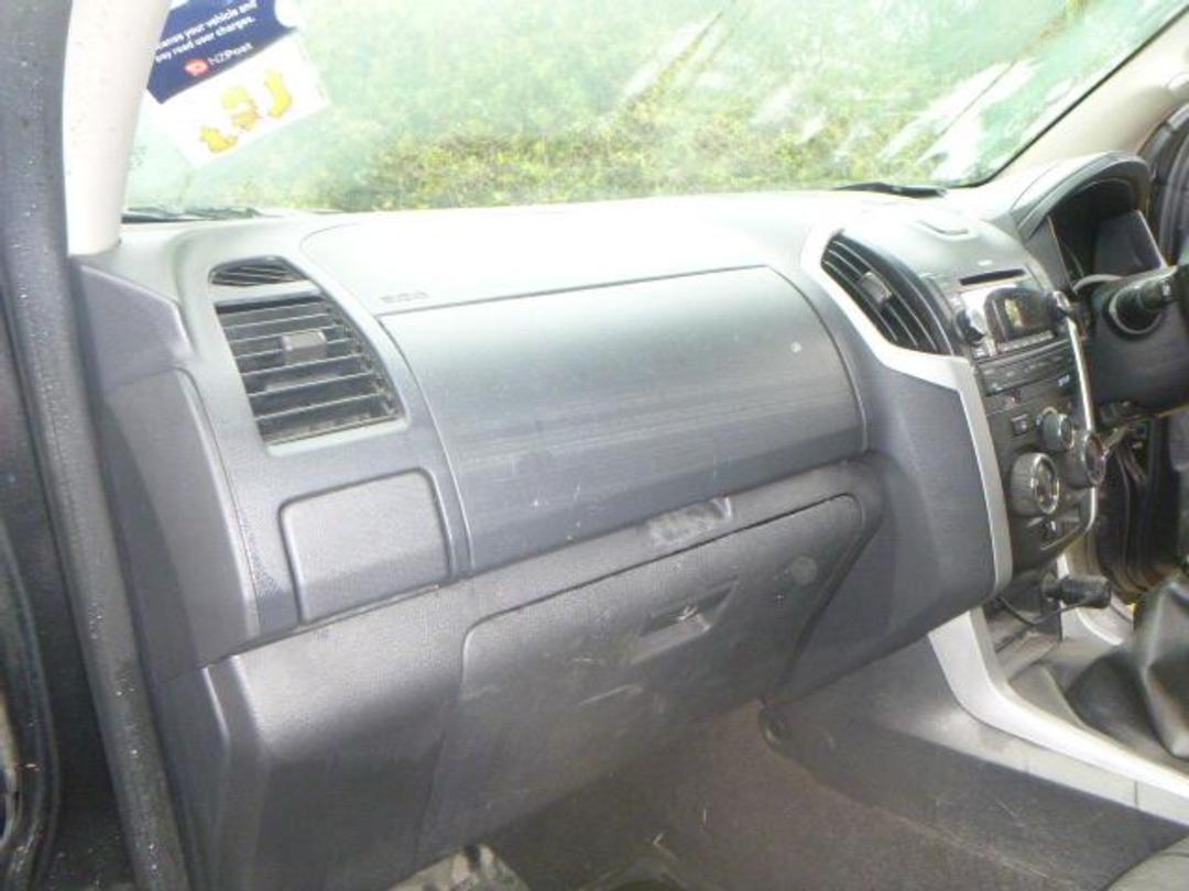 Photo '4' of Isuzu D-MAX LS DC