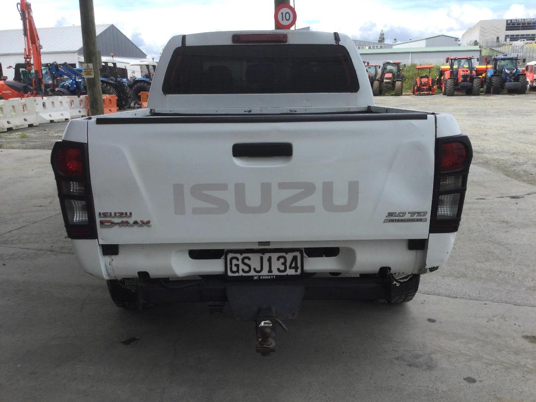 Photo '6' of Isuzu D-MAX LX DC Photo '6' of Isuzu D-MAX LX DC