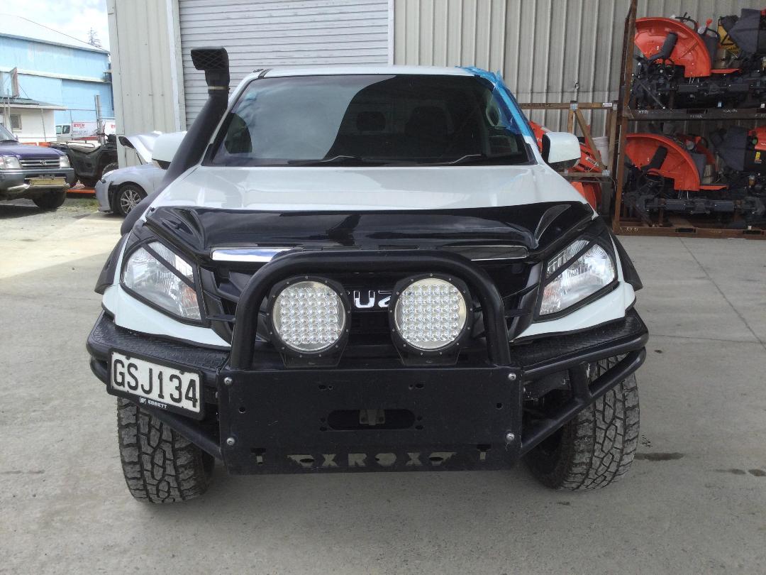 Photo '2' of Isuzu D-MAX LX DC Photo '2' of Isuzu D-MAX LX DC