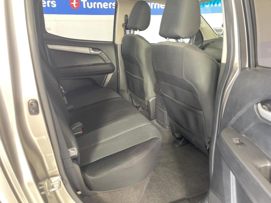 Photo '20' of Isuzu D-MAX