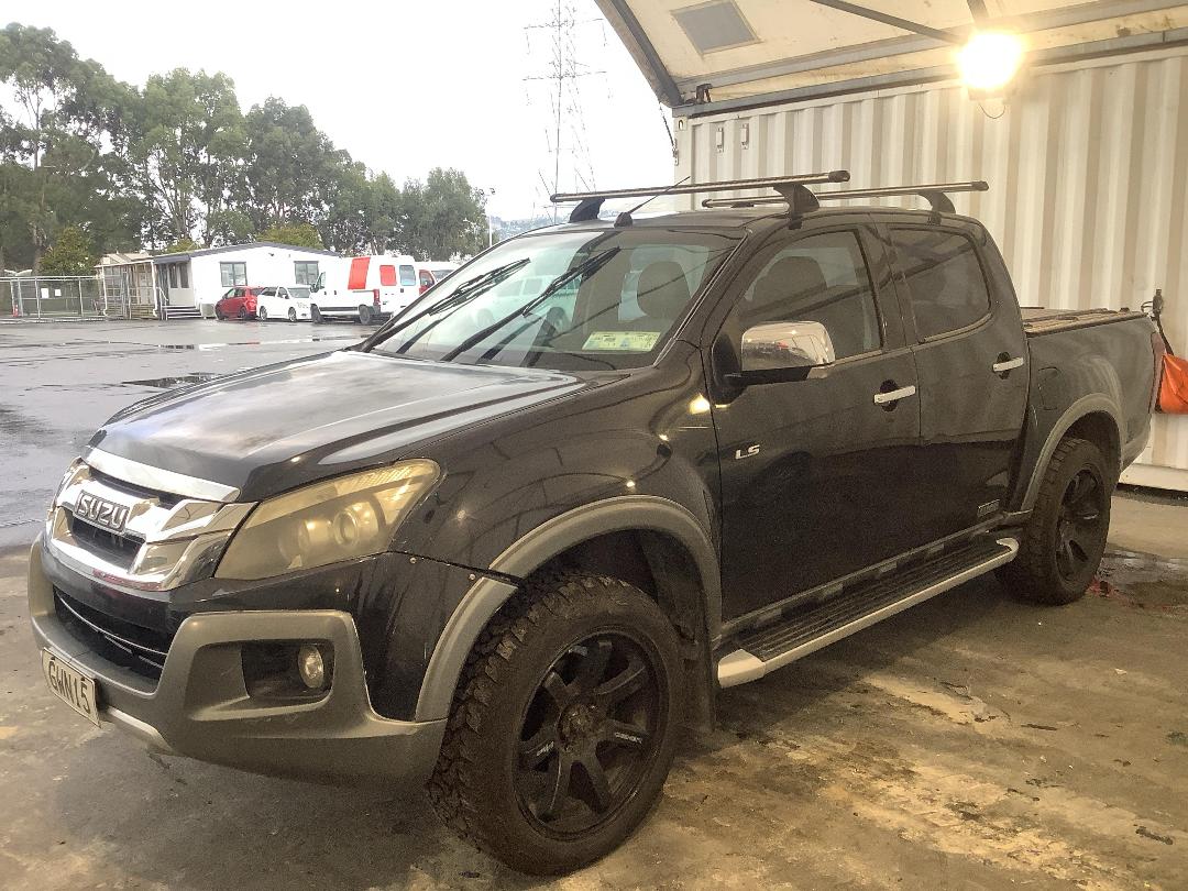 Photo '3' of Isuzu D-MAX Swazi Edition