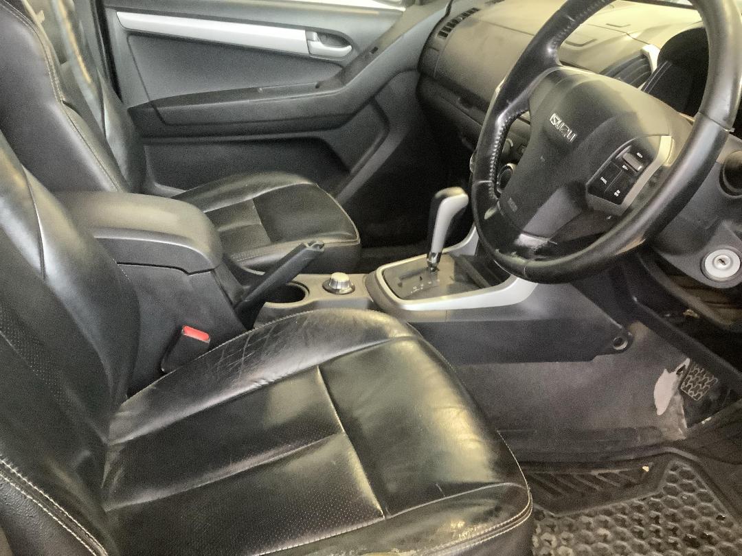 Photo '14' of Isuzu D-MAX Swazi Edition