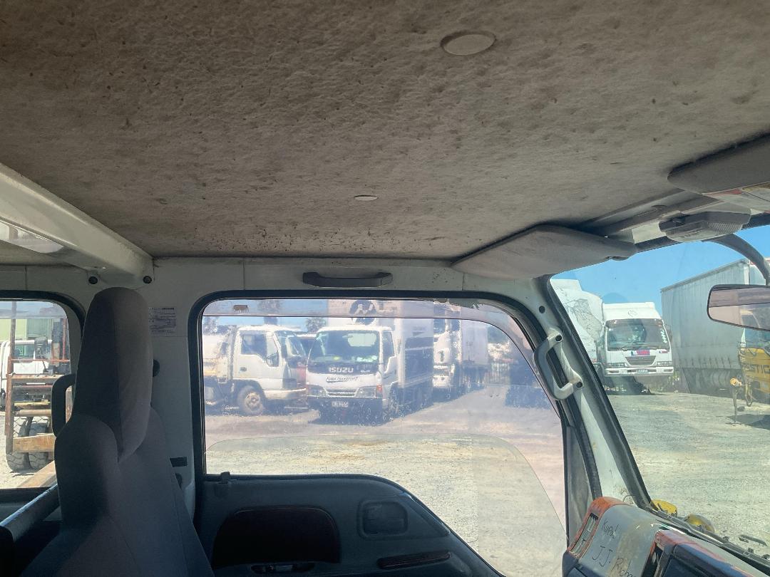 Photo '17' of Isuzu ELF Flat Deck