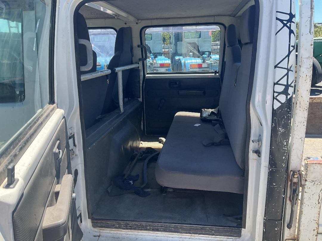 Photo '24' of Isuzu ELF Flat Deck