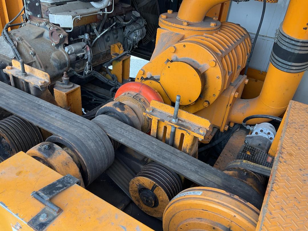 Photo '46' of Isuzu Forward Sucker/Vacuum