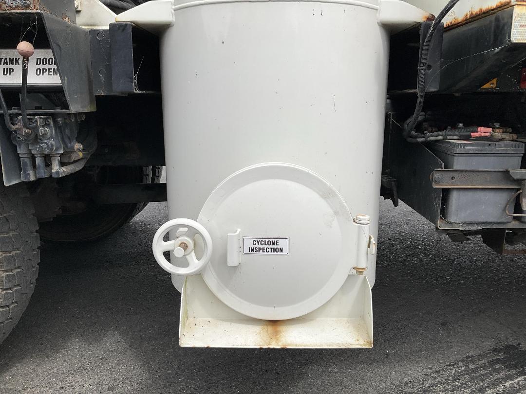 Photo '41' of Isuzu Forward Sucker/Vacuum