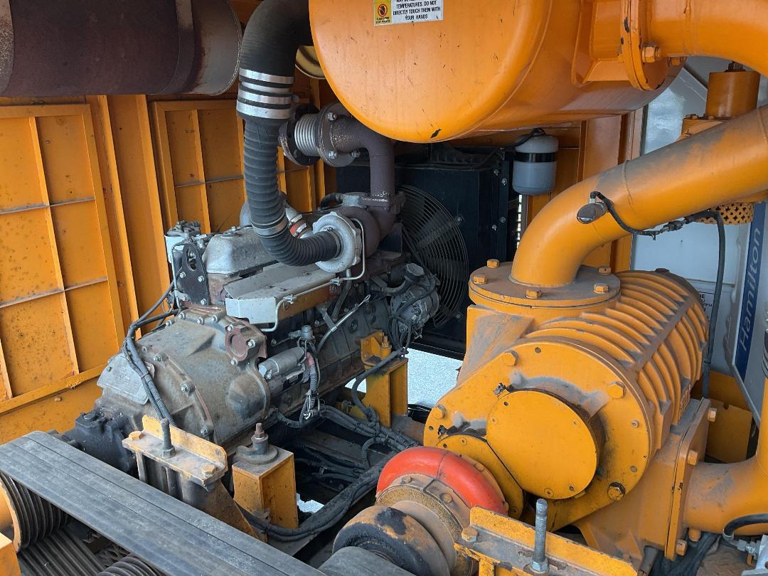 Photo '12' of Isuzu Forward Sucker/Vacuum