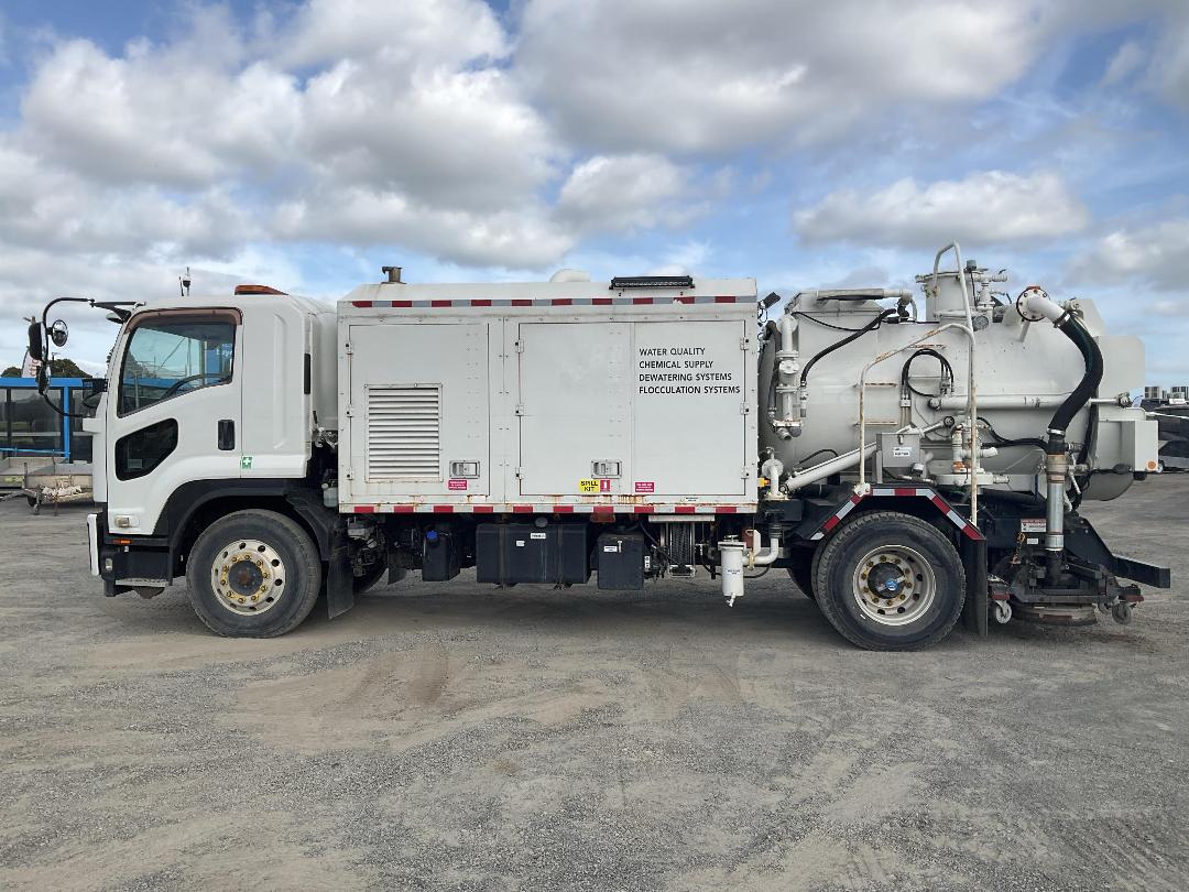 Photo '49' of Isuzu Forward Sucker/Vacuum Photo '49' of Isuzu Forward Sucker/Vacuum