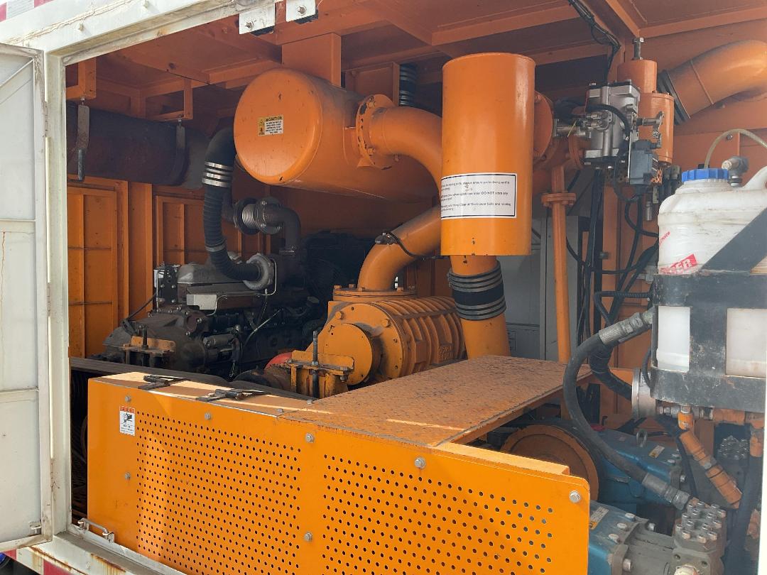 Photo '52' of Isuzu Forward Sucker/Vacuum Photo '52' of Isuzu Forward Sucker/Vacuum