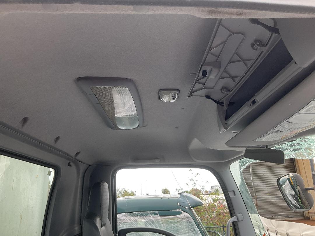 Photo '15' of Isuzu Forward FRR90-TIPPER Flat Deck Photo '15' of Isuzu Forward FRR90-TIPPER Flat Deck