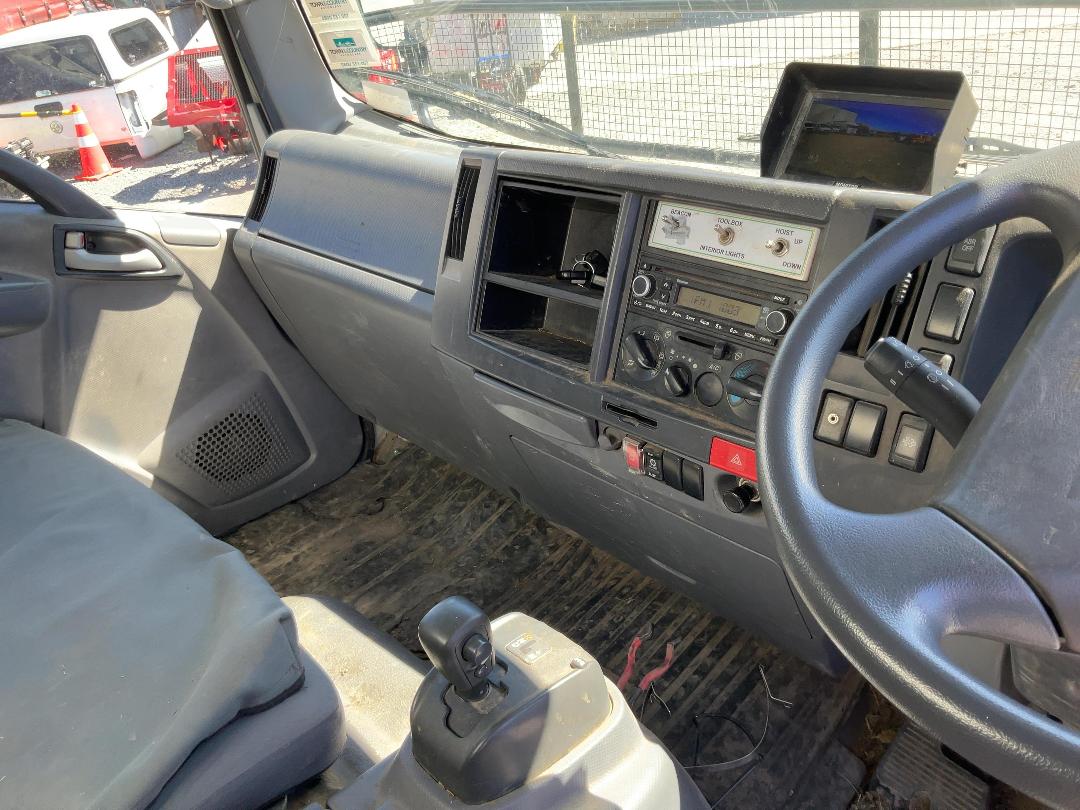 Photo '11' of Isuzu N Series NPR325M AMT Tipper