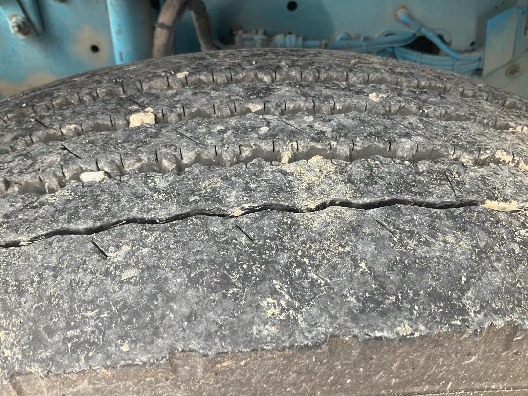 Photo '40' of Iveco Stralis AT500 Tractor Unit