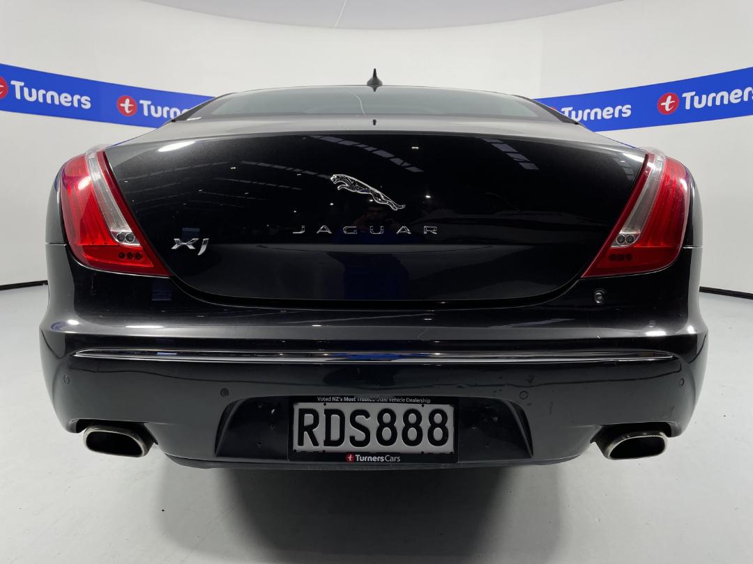 Photo '6' of Jaguar XJ