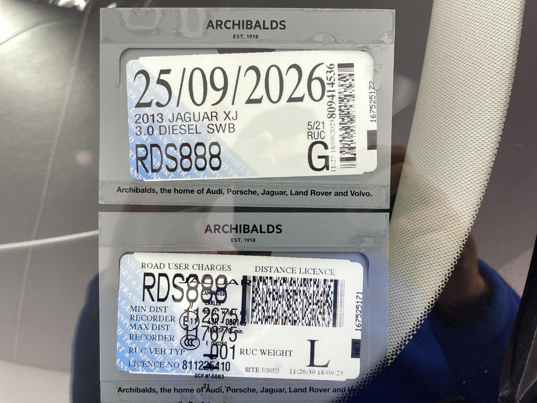 Photo '35' of Jaguar XJ