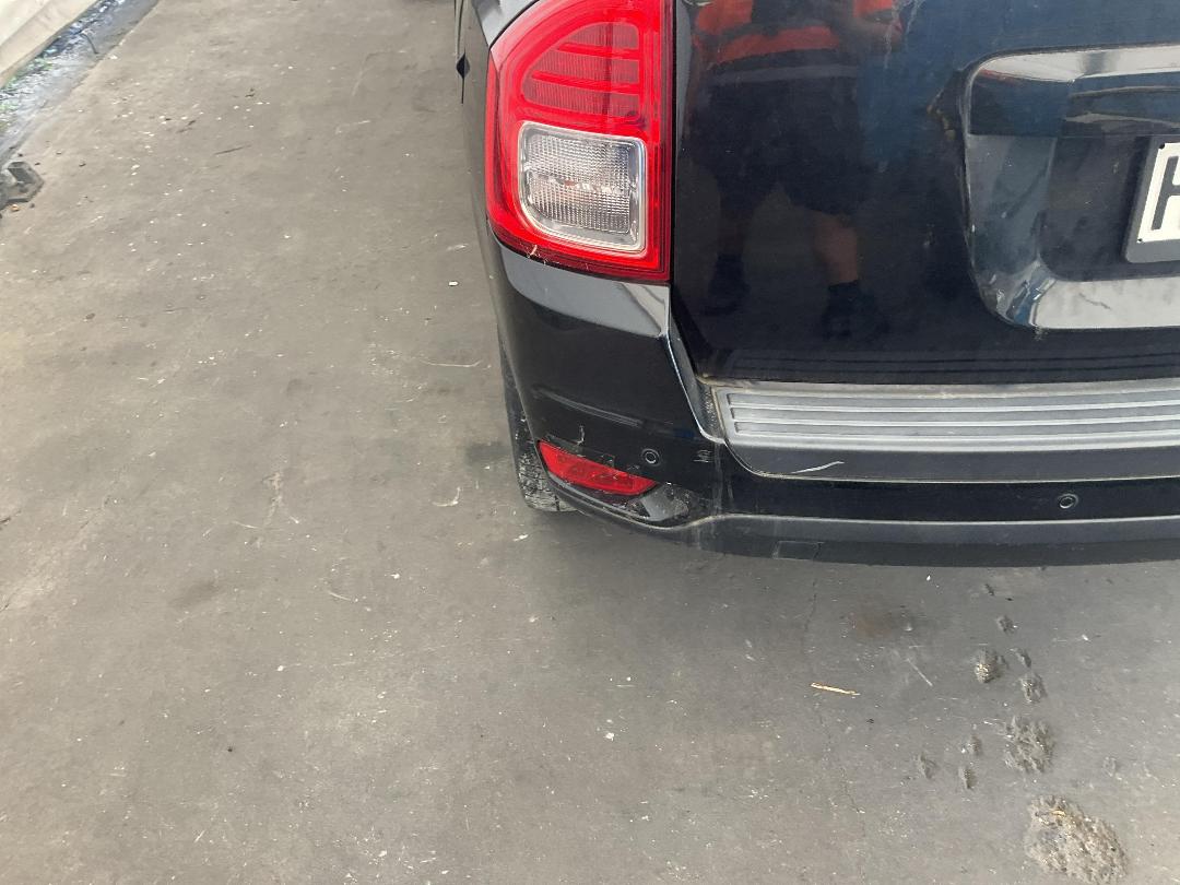 Photo '15' of Jeep Compass Photo '15' of Jeep Compass