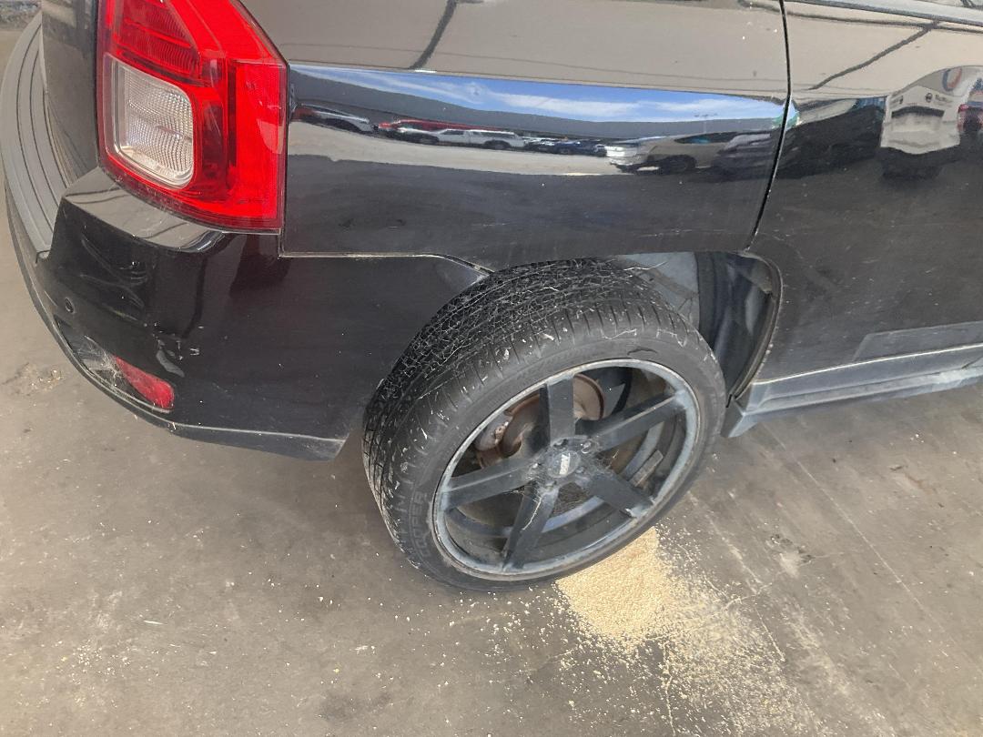 Photo '17' of Jeep Compass Photo '17' of Jeep Compass