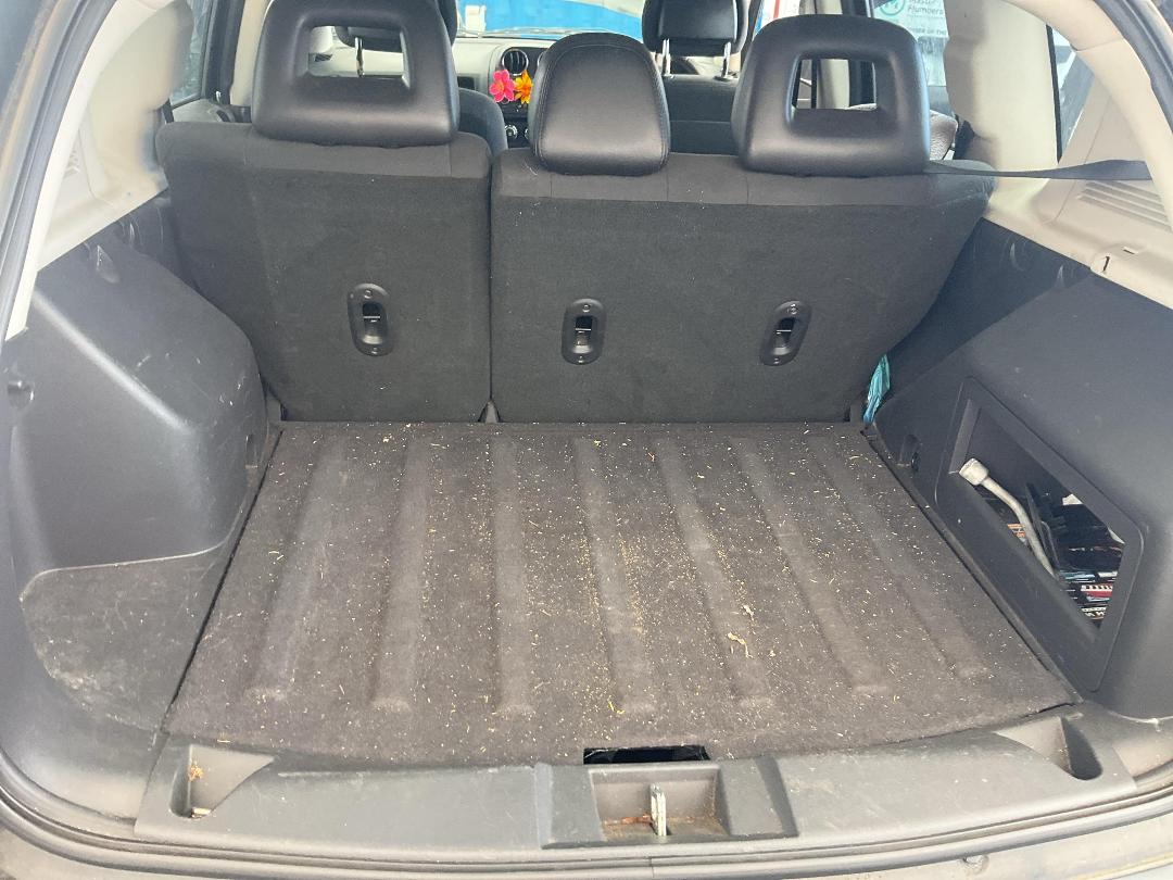 Photo '26' of Jeep Compass Photo '26' of Jeep Compass