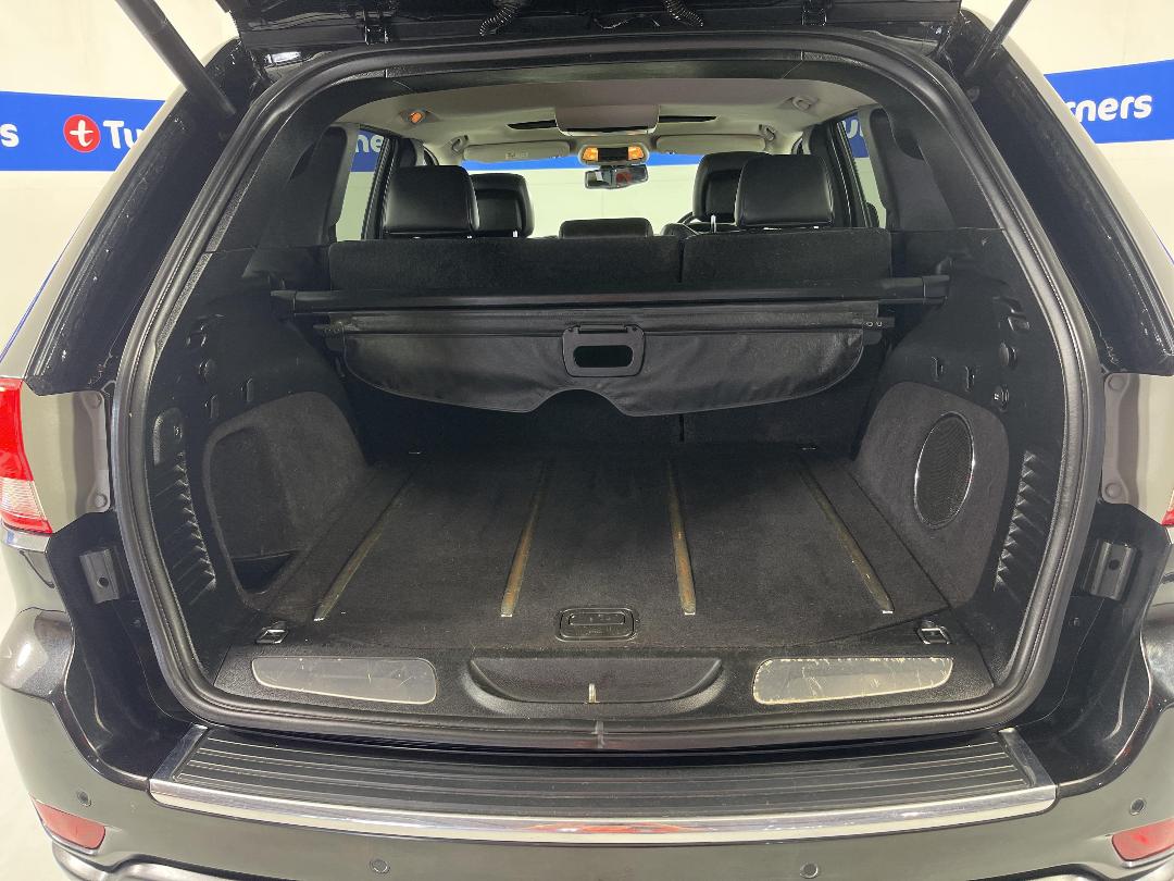 Photo '14' of Jeep Grand Cherokee