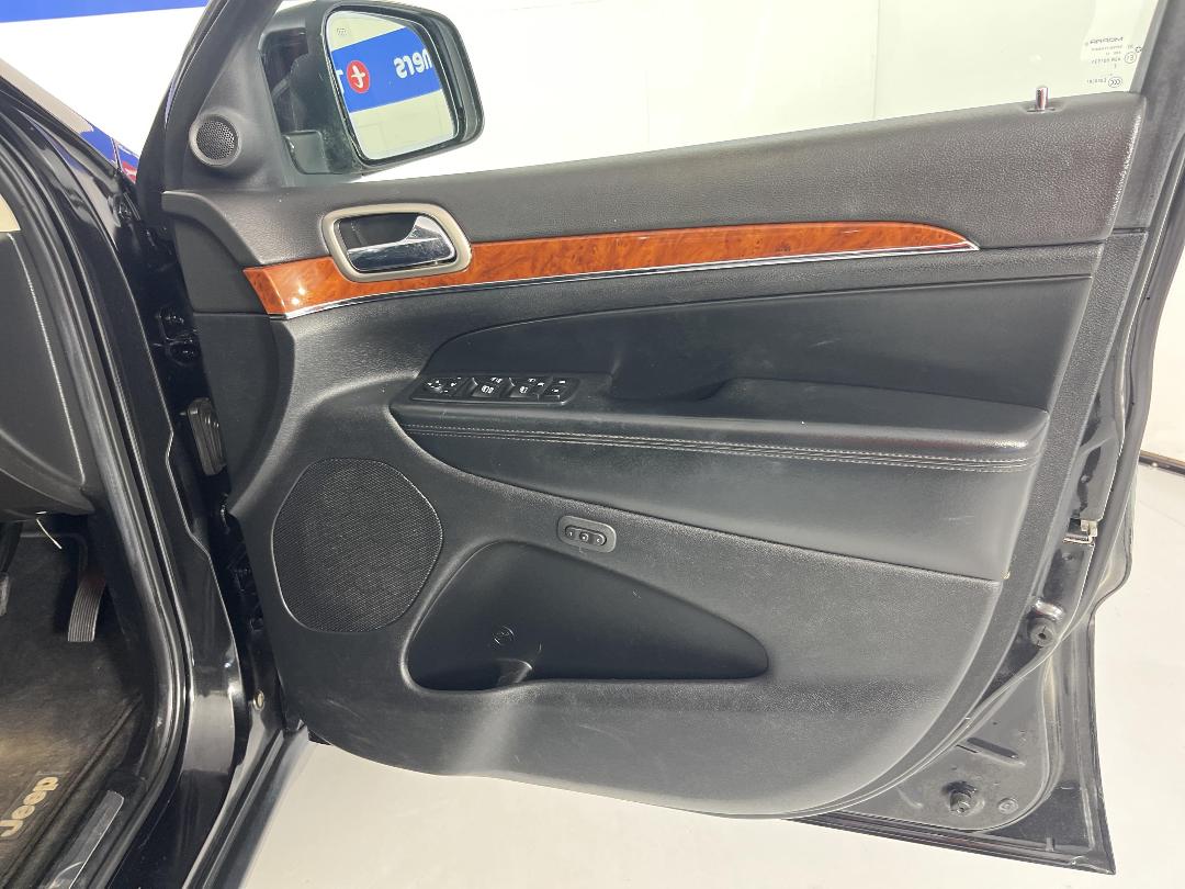 Photo '15' of Jeep Grand Cherokee